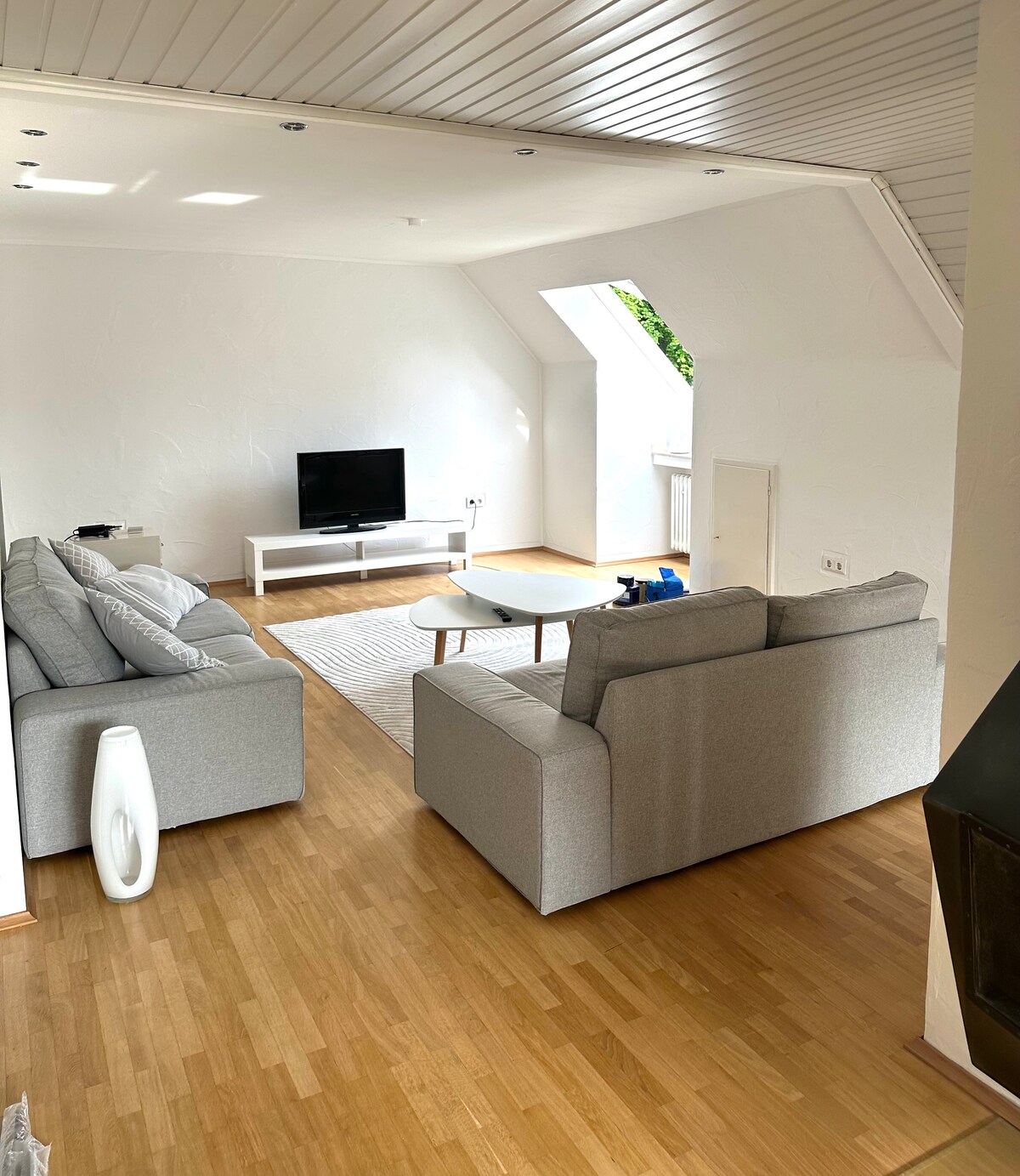 Beliebte Airbnb-Anzeige: Cozy bright apartment by the forest in Dortmund