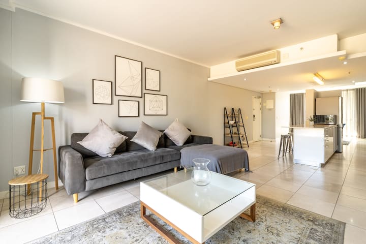 Kwinscare Global Harbour Bridge Luxury Two Bedroom