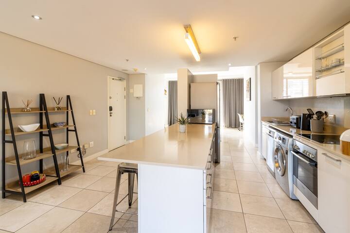 Kwinscare Global Harbour Bridge Luxury Two Bedroom gallery image 5