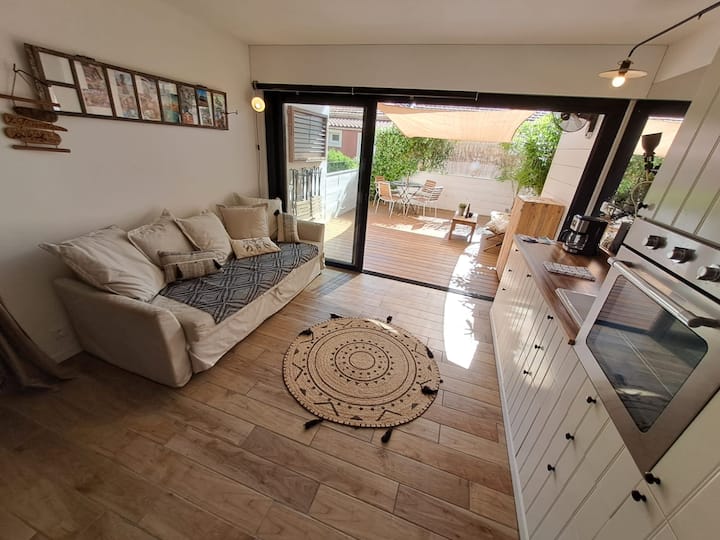 Всекидневна + кухня