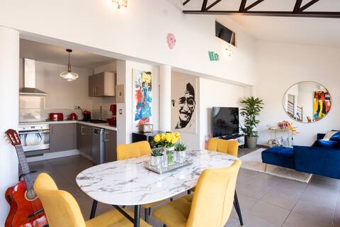 L'Avant-Scène – Luxury Loft