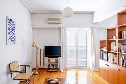 Top Airbnb: Beautiful 2bedroom apt in Athens in ΑΡΙΣΤΟΤΕΛΟΥΣ