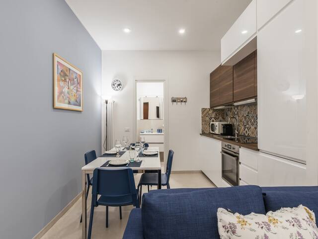 The Best Rent – Cozy apartment close to San Pietro gallery image 2