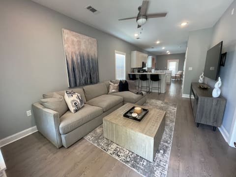 New S. Broadway Cottage in Historic Mill Village