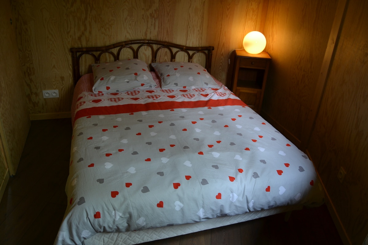 საძინებელი 2