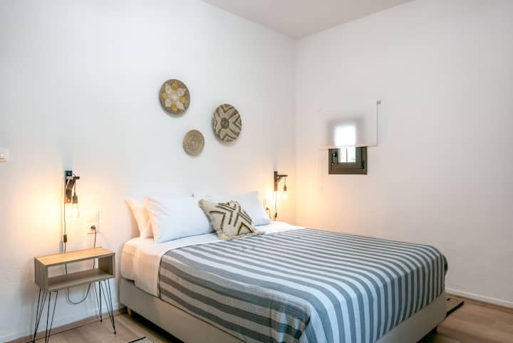 อัพเกรดพื้นที่นอนของคุณด้วยห้องที่มีเตียงคู่ที่อบอุ่น