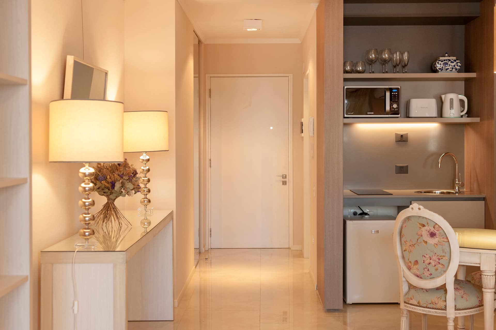 Квартира-студия в Recoleta с мебелью и оборудованием в Luxe Deco Tower