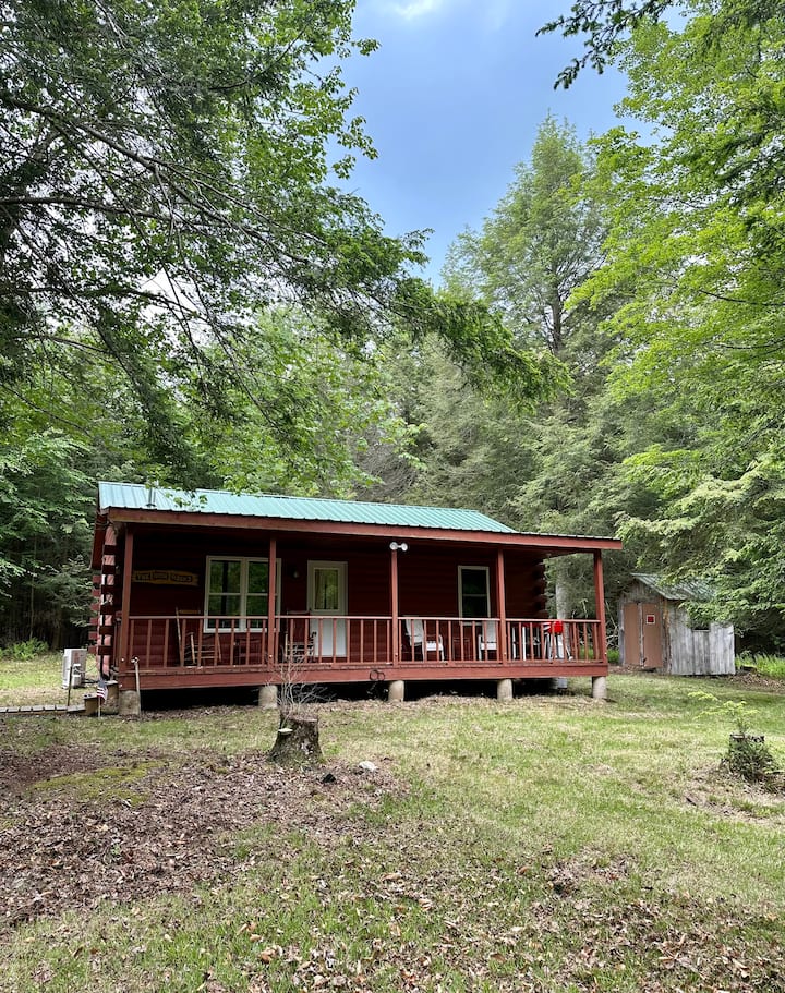 Secluded Log Cabin in Great Location Cabins for Rent in Laporte