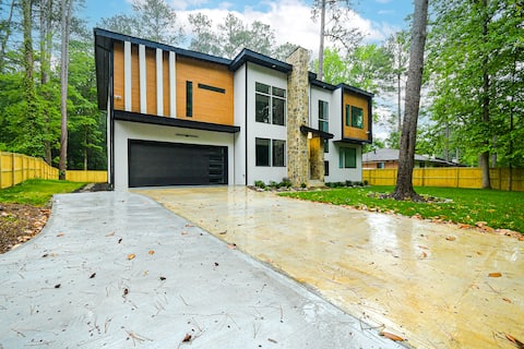 Atlanta Luxury 3/3 Custom Home