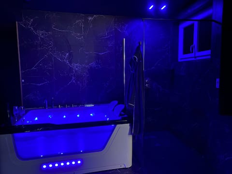 Casanova Balnéo & Escape Game Suite - DouxBleuJeux