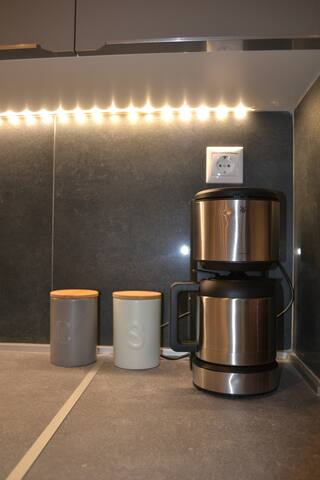 Kalamaria Brand New 2 Bedroom Apartment gallery image 5