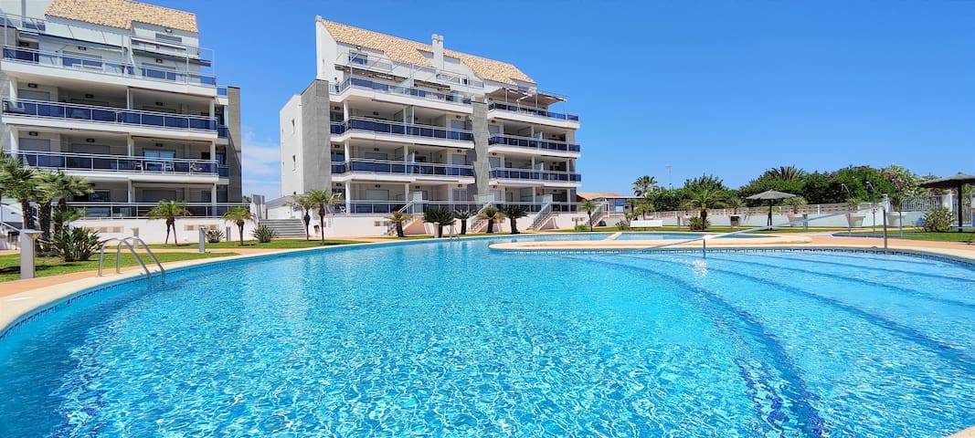 Entire home with 3 bedrooms in Dénia - Apartamento Jardines de Deveses by DENIA COSTA