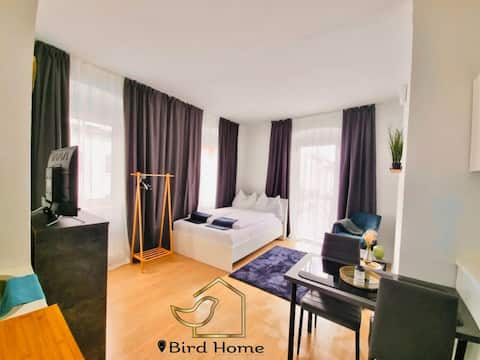 Popular Airbnb listing: Bird Home Room 10 in St. Ruprecht