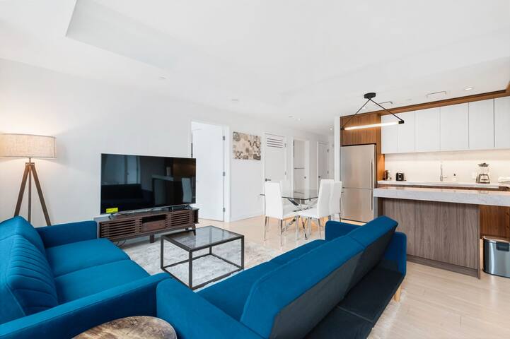 Stunning. Unique. And Very Upscale 3BR 2BA W&Dryer gallery image 4