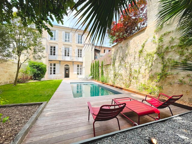 Hôtel Particulier 300m² A-C/Piscine /Centre-ville