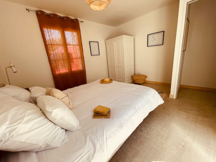 спалня 160 X 200 матрак ЕМА