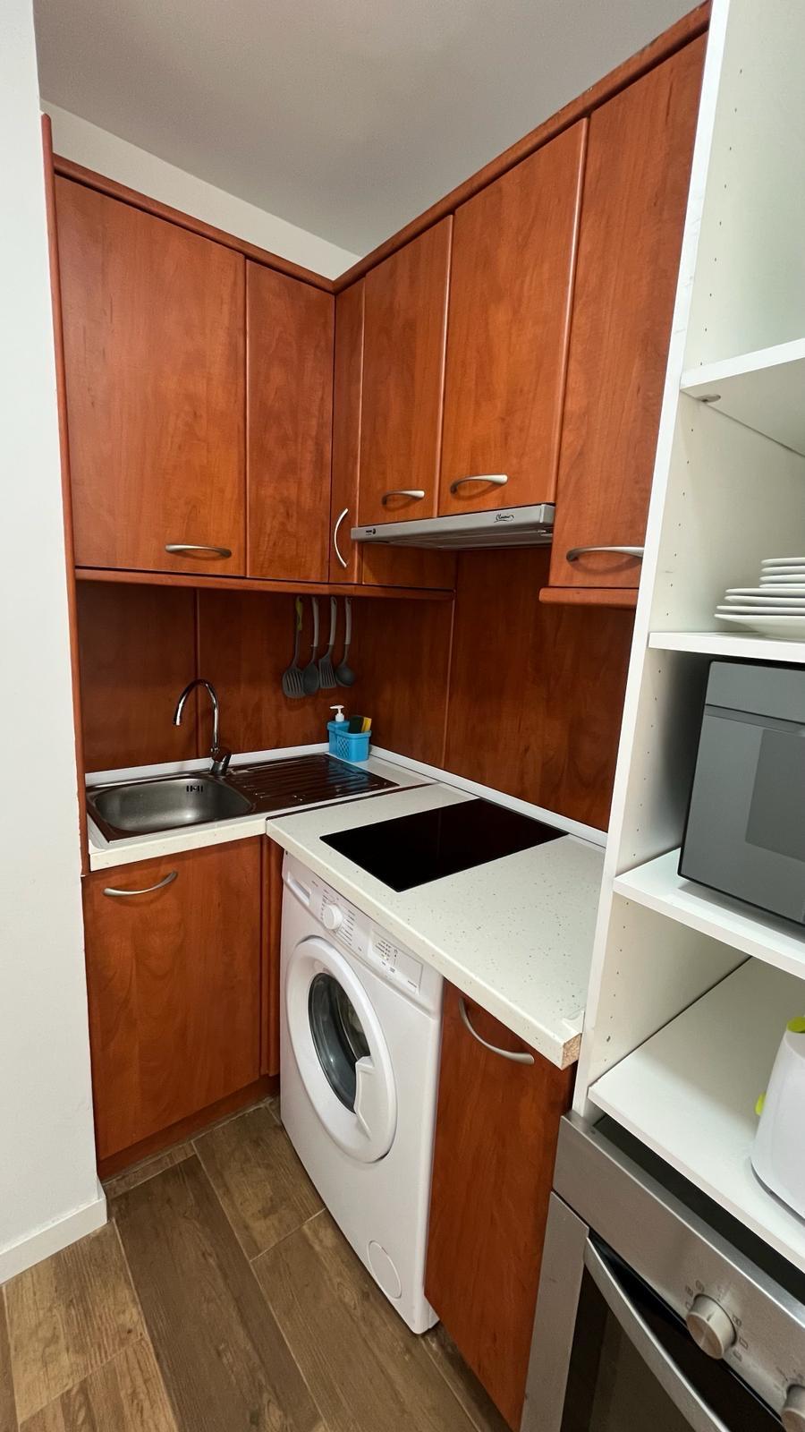 Successful Airbnb property: Outdoor study in a valley in Fuencarral El Pardo