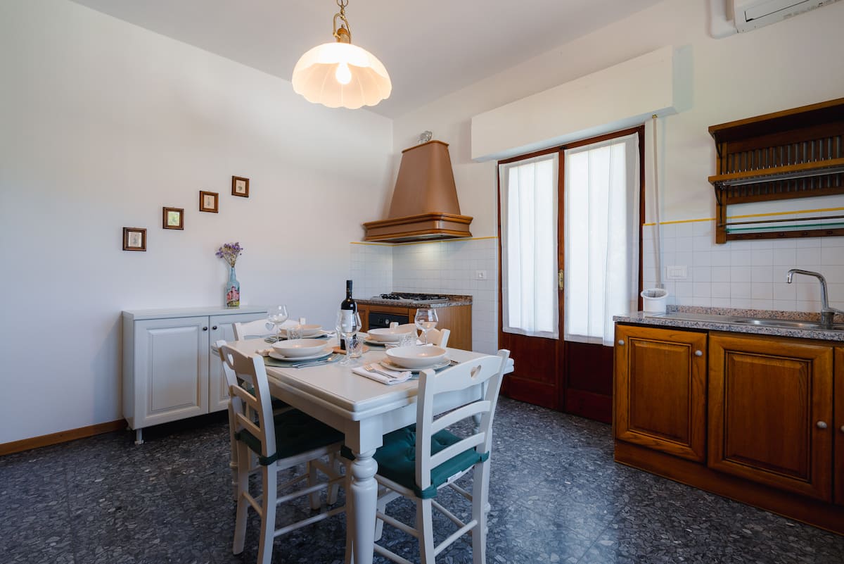 Tuscany Home — Giardino, parcheggio e barbecue — 7