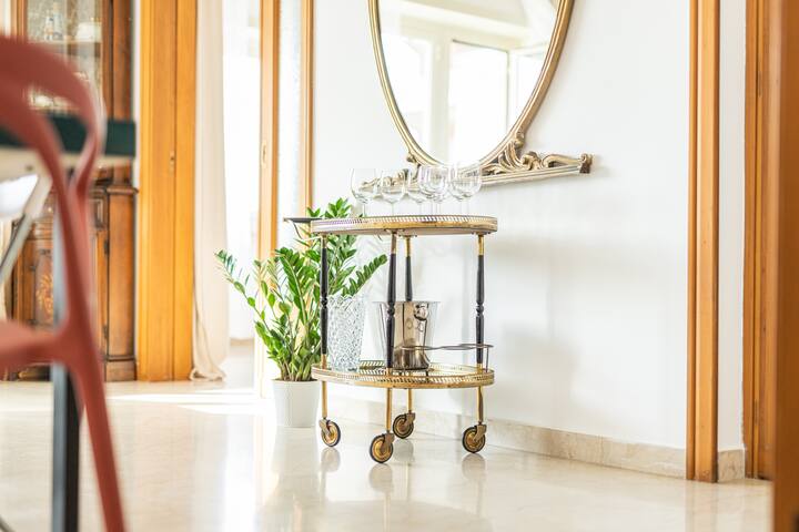 BigFamilyFlats-Vatican&Aurelio – 13 ppl gallery image 4