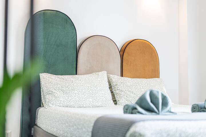 BigFamilyFlats-Vatican&Aurelio – 13 ppl gallery image 3