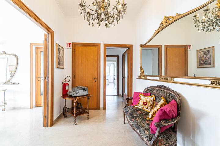 BigFamilyFlats-Vatican&Aurelio – 13 ppl gallery image 5