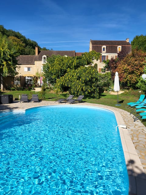 La Maison du Lavoir Mouzens 14 people
