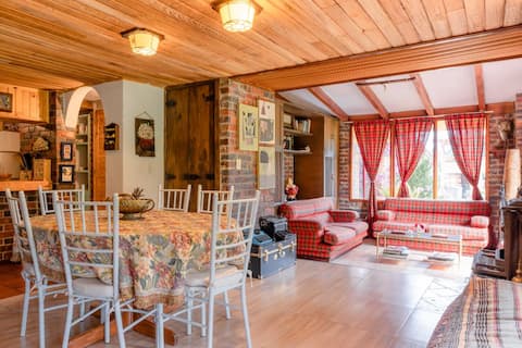 Beautiful house to enjoy