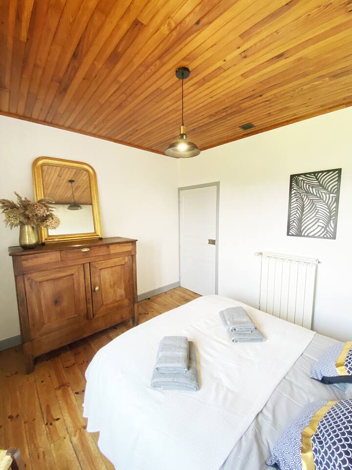 Spálňa 3 so 140 cm posteľou