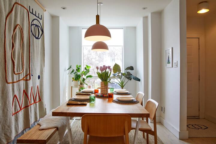 Afton House – In the heart of Toronto’s best gallery image 3