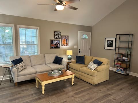 Top Airbnb: Turtle Creek Cottage in Murrells Inlet