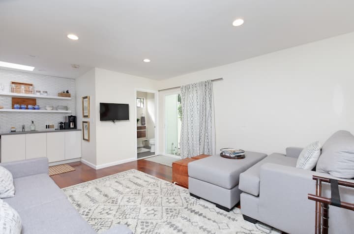 Interiér voliteľnej izby pre hostí, ak potrebujete viac priestoru