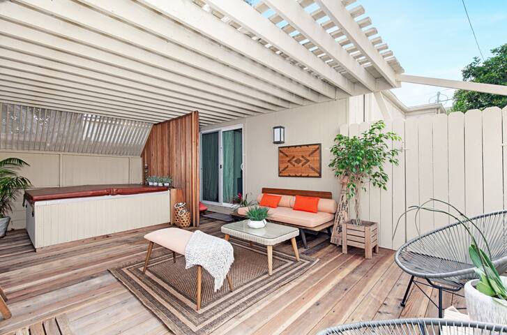 Endless Summer at Windansea/steps to the sand gallery image 4