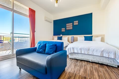 Taitung Xiaomi | 10 minutes to the train station | Self check-in | Luxury double room with balcony