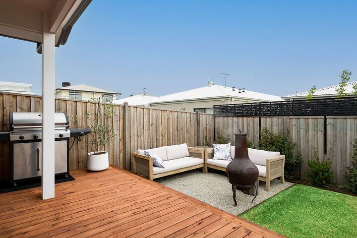 Central Seaside Escape