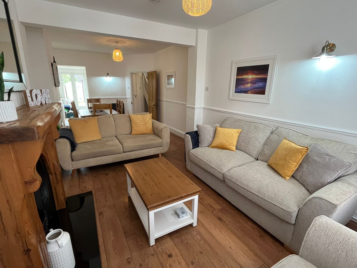 Top Airbnb: Beach retreat! in Lowestoft
