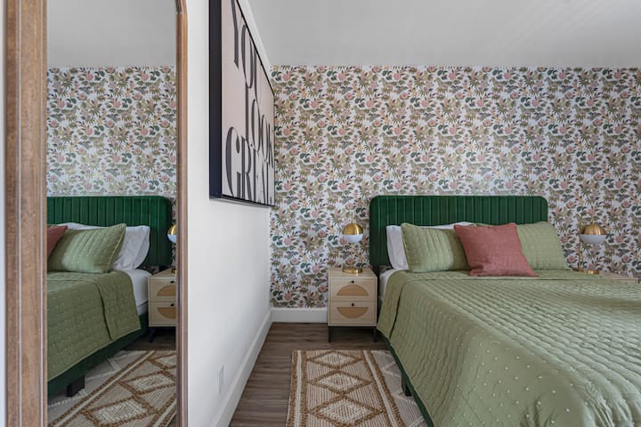 Vyumba vya kulala vyenye nafasi kubwa na mtindo mzuri na starehe