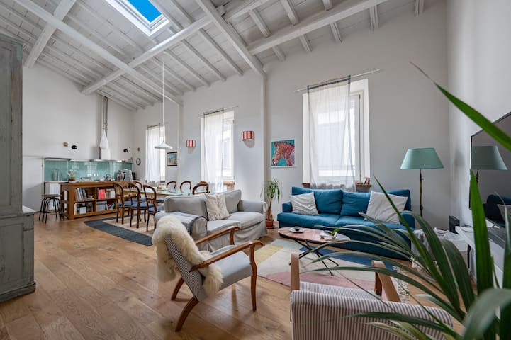 The San Lorenzo Market Apartment