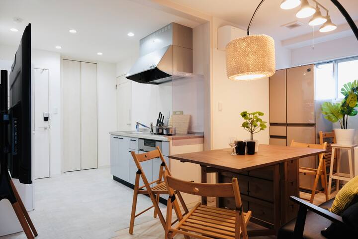 #KBK9A*｜新宿・歌舞伎町｜5卧室95㎡超大平层｜超级繁华地段的摩登公寓｜地铁站步行3分钟 gallery image 4