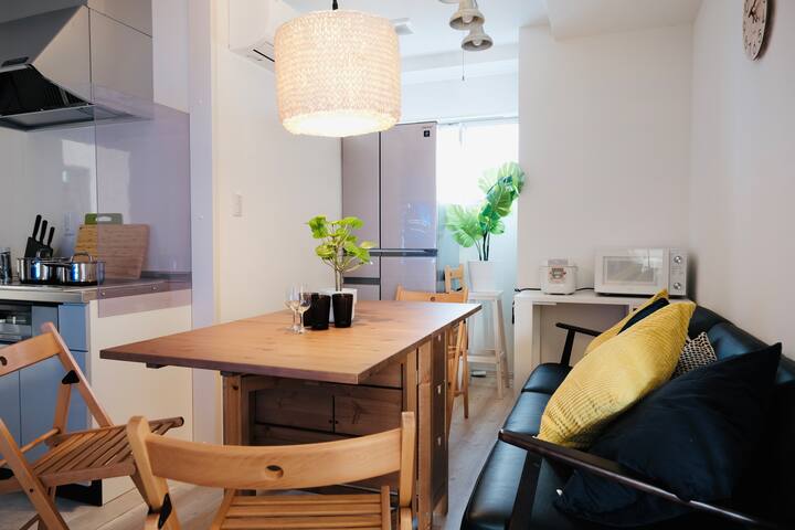 #KBK9A*｜新宿・歌舞伎町｜5卧室95㎡超大平层｜超级繁华地段的摩登公寓｜地铁站步行3分钟 gallery image 2