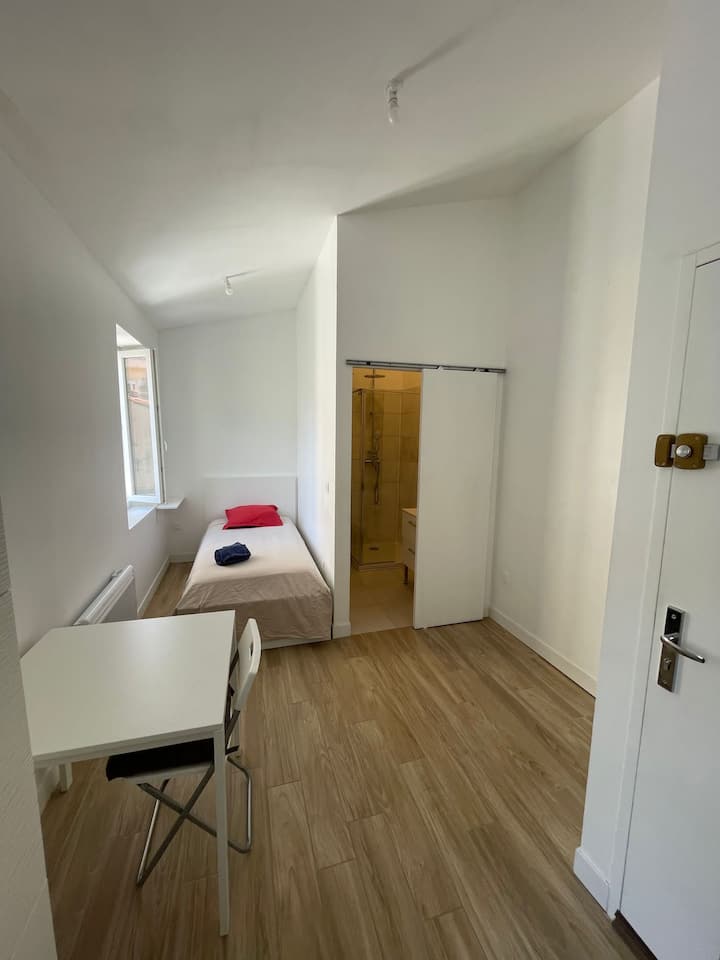Plein Sud Appartement -Wifi Gratuit-15mn Plage - Marseille