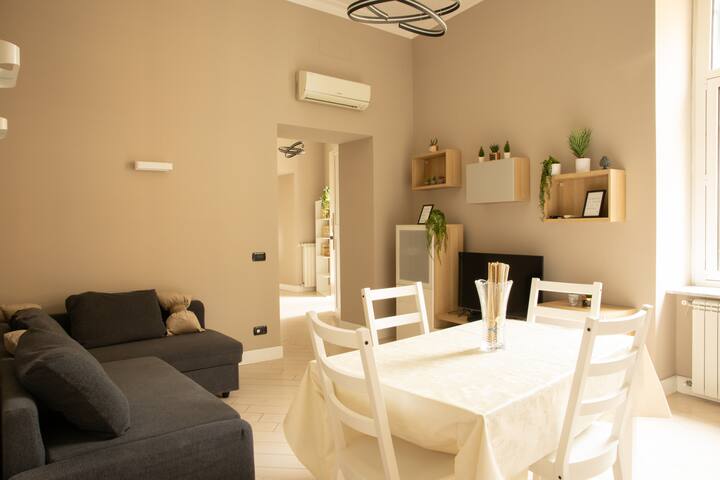 Amedeo Suite – Naples’s living room gallery image 2