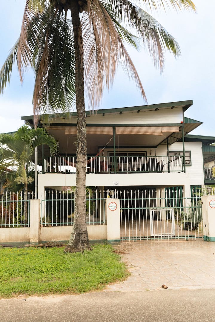 Have a classic Surinamese home Houses for Rent in Paramaribo