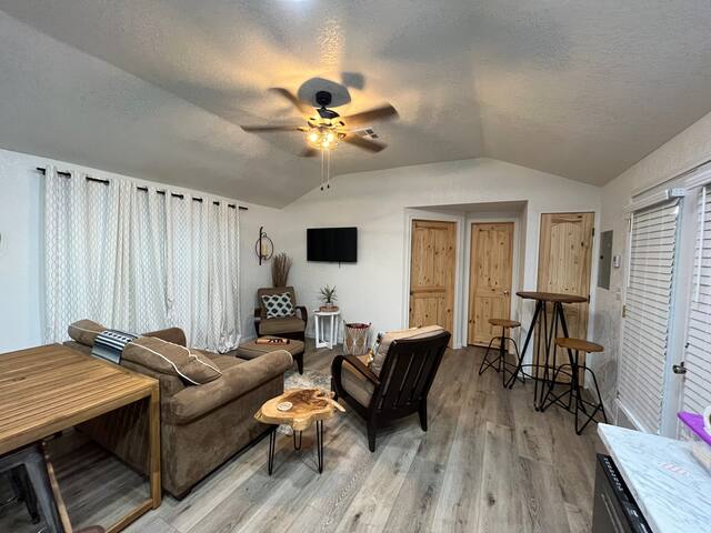 Reel 'Em Inn & RV managed Airbnb listing 3
