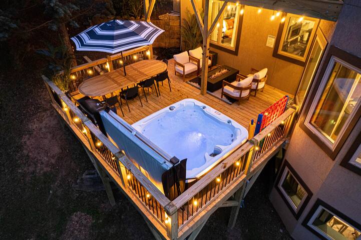 Cinema+Sauna in 5000 Sq Ft Luxe Chalet | Sleeps 20 gallery image 3