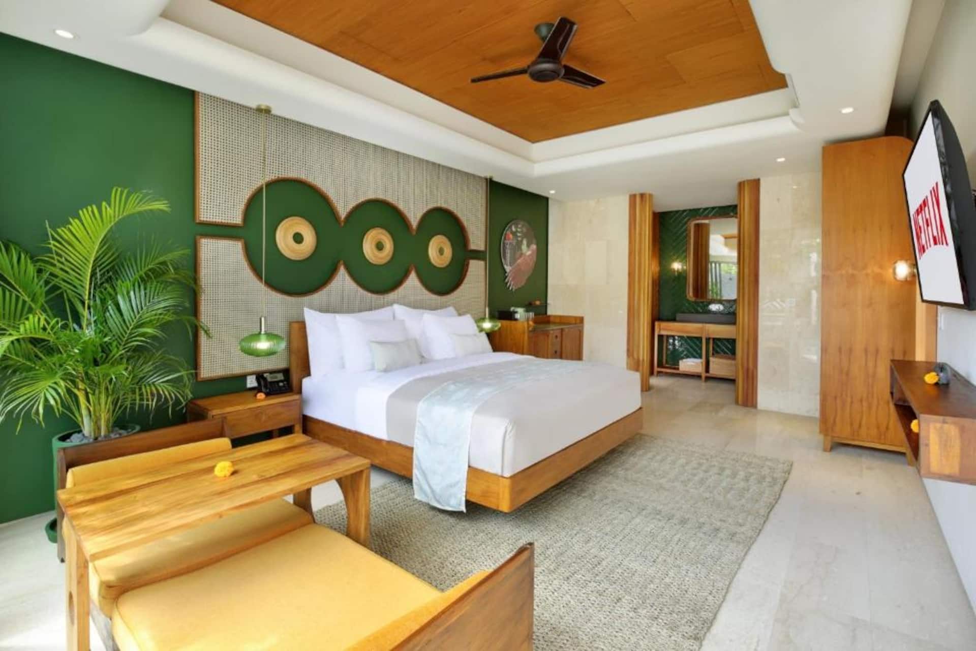 Elegant Tropical Hideaway 1 Bedroom Private Villa in Seminyak 2