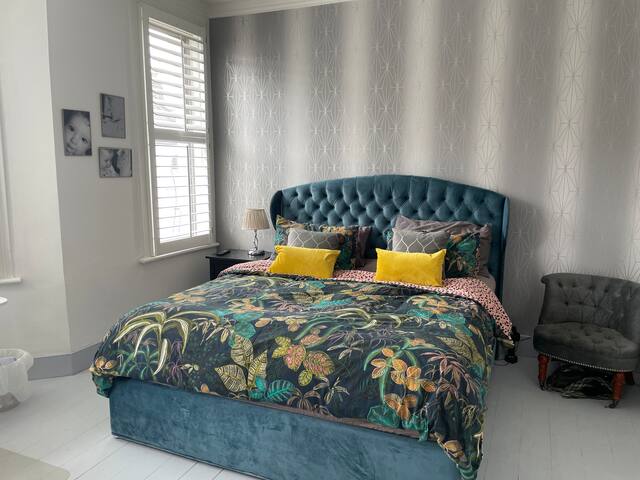 Family Home in Clapham gallery image 4