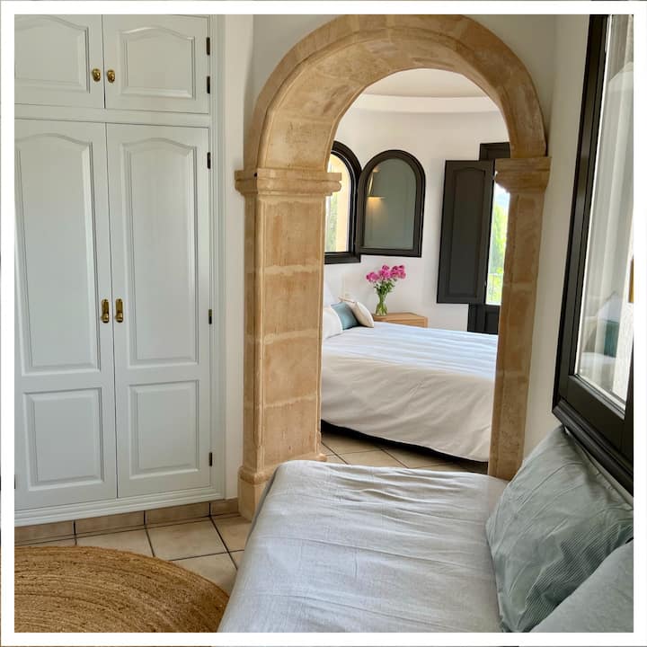 საძინებელი 1