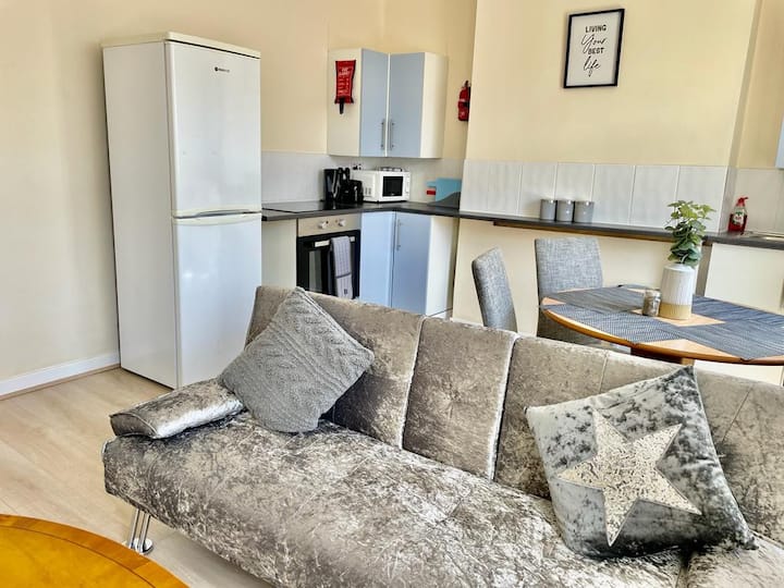 Arise Comfort apartment near Blackpool city centre - Apartments for Rent in  Blackpool, England, United Kingdom - Airbnb