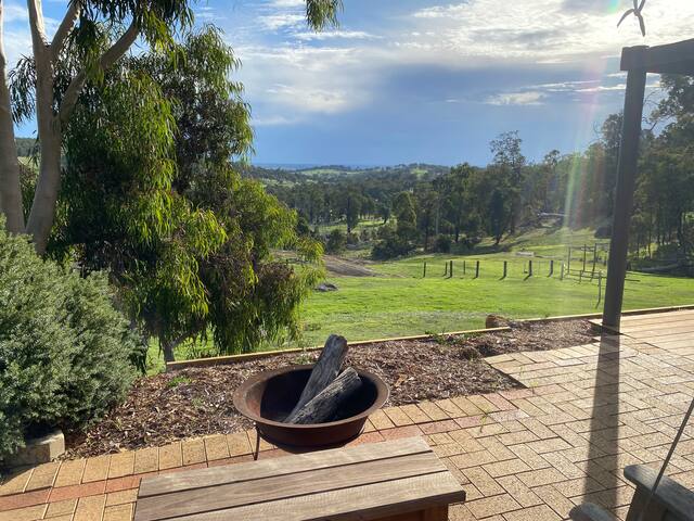 The Sanctuary Bush Retreat gallery image 2