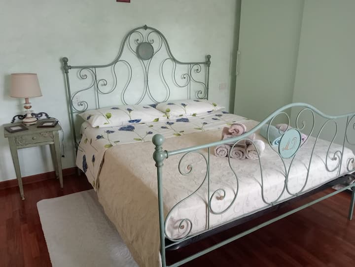 second room decorated with objects from the past